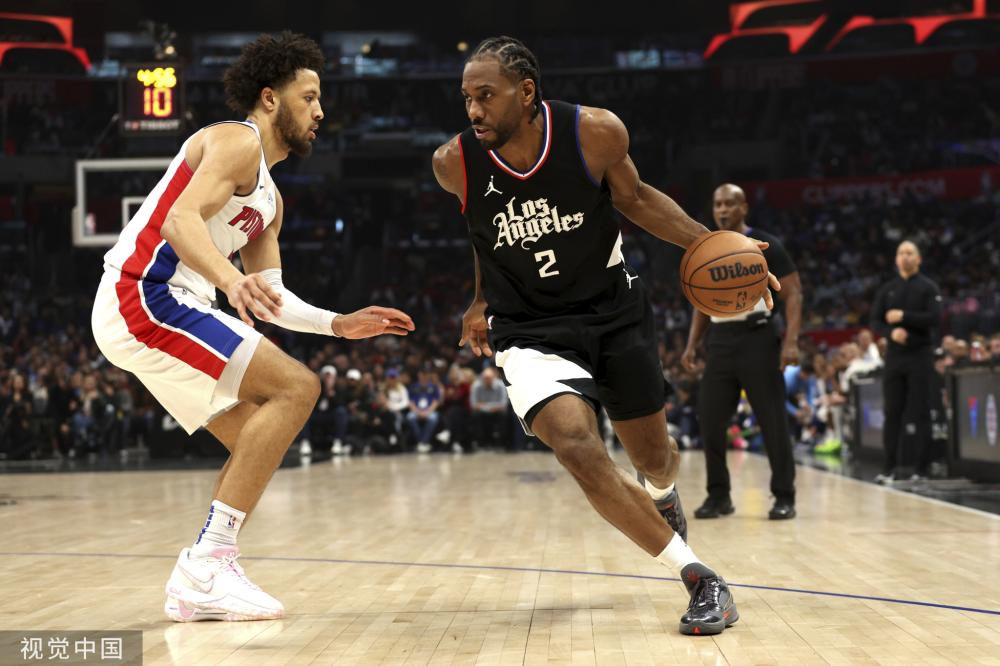 伯恩茅斯的 伯恩茅斯的